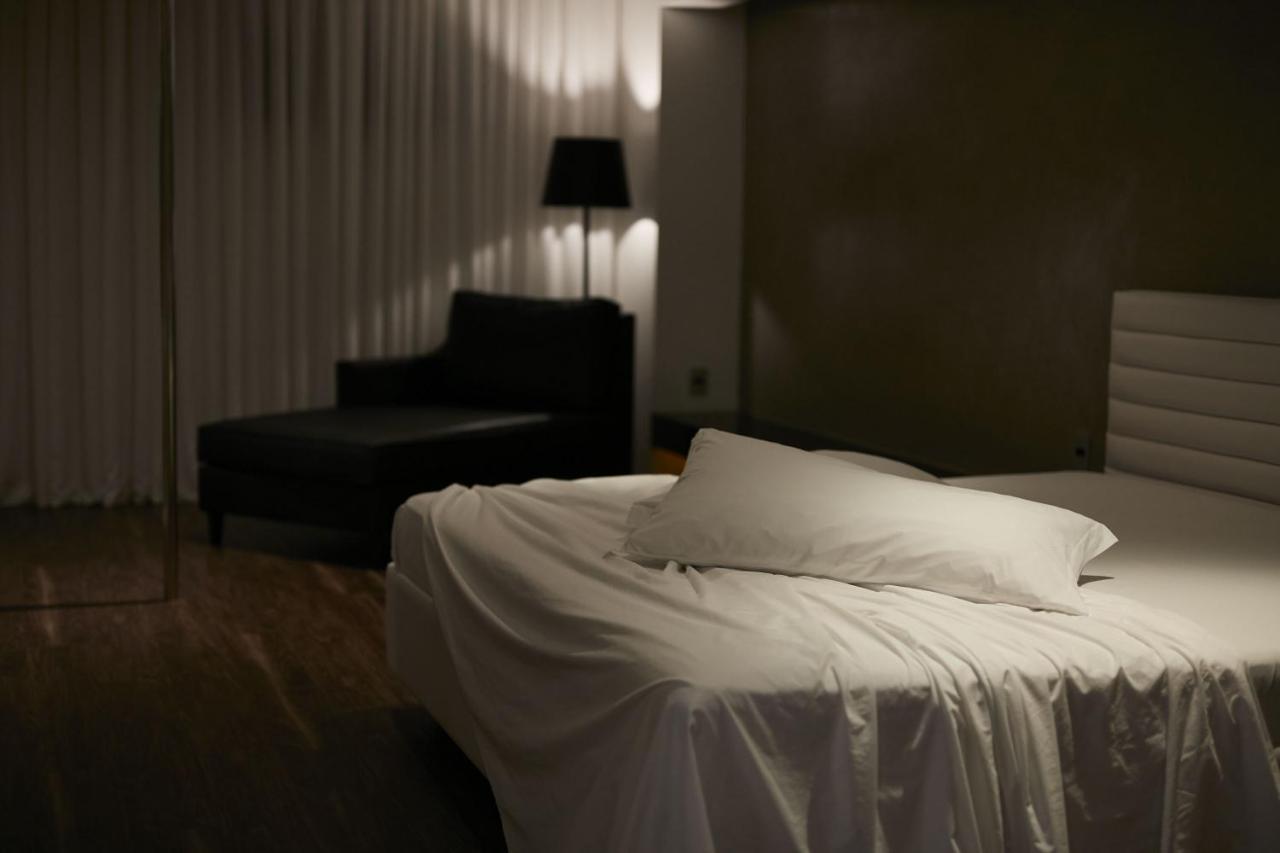 ג'וינוויל Luv Motel מראה חיצוני תמונה